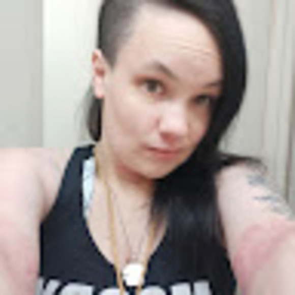 Meet your Posher, Amiee - Picture 1 of 1